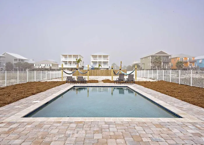 Sun Dreams 3 East Holiday home